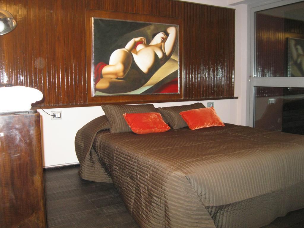 A14 Business Suite Sesto San Giovanni Room photo